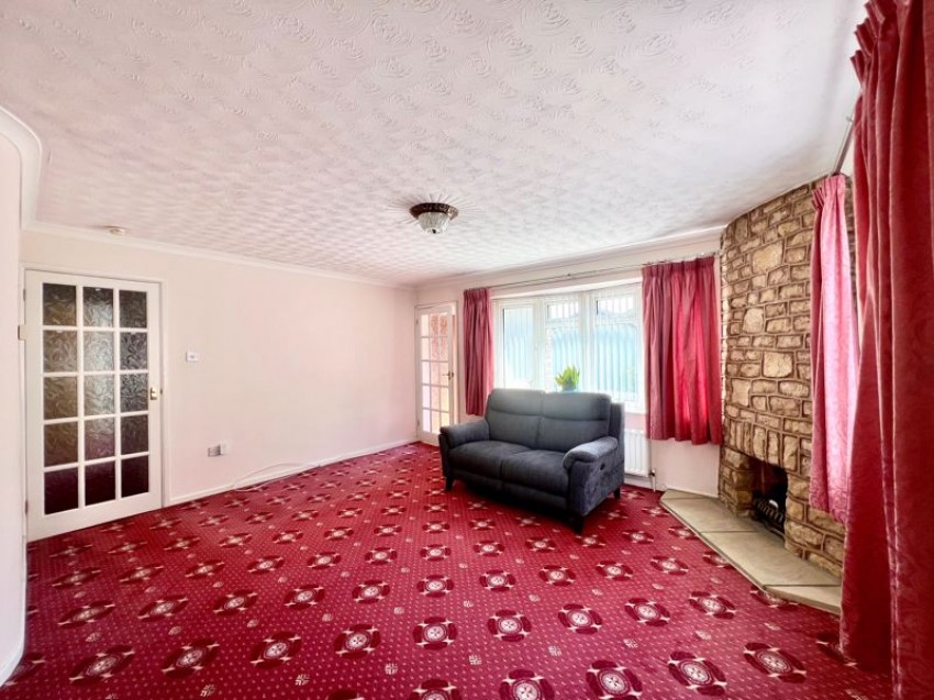 Images for Long Barrow Road, Calne