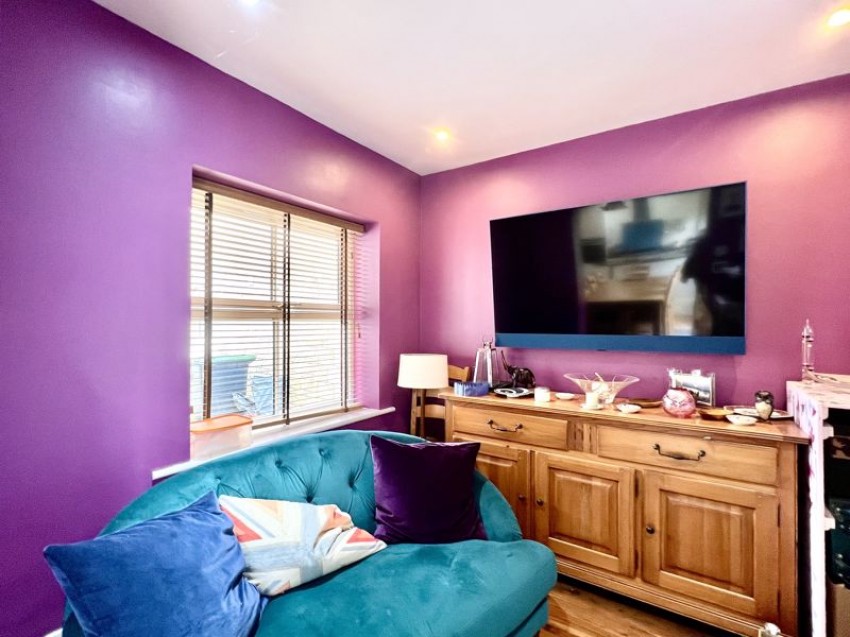 Images for Springfield Drive, Calne