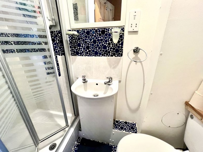 Images for Saddle Back Close, Calne