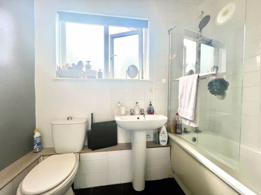 Images for Highgrove Close, Calne