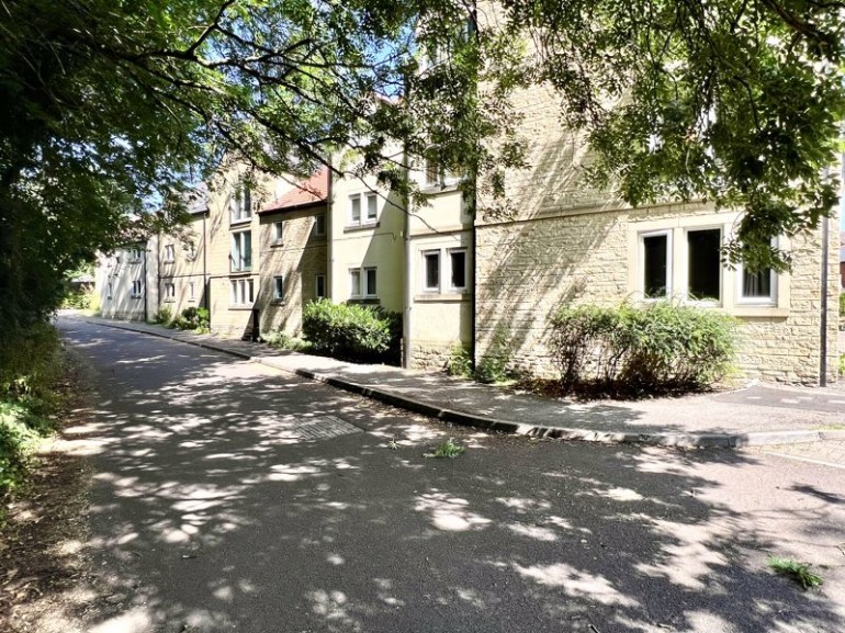 Horsebrook, Calne