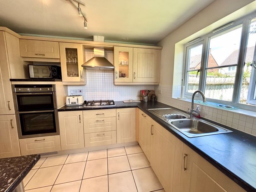 Images for Kestrel Close, Calne