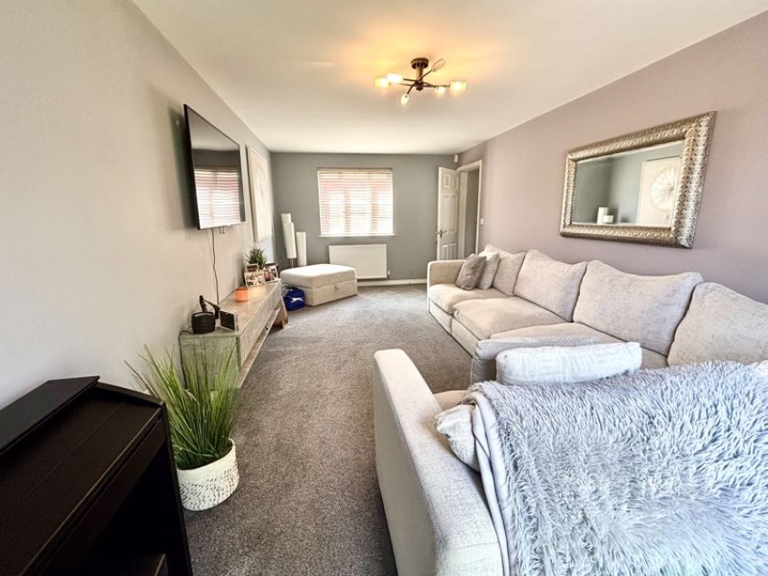 Images for Kestrel Close, Calne