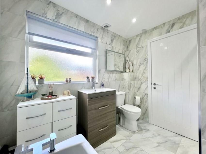 Images for Kerry Close, Derry Hill