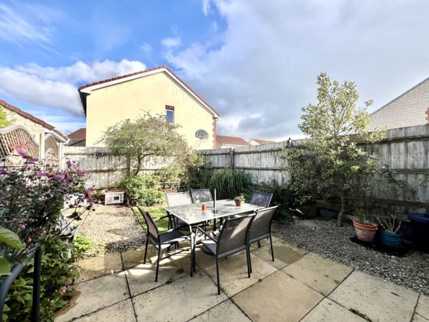 Images for Honeysuckle Close, Calne