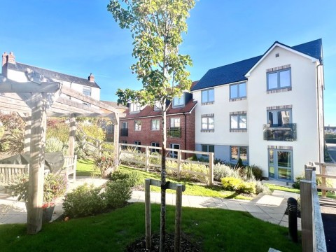 View Full Details for Orchard Lodge, Calne