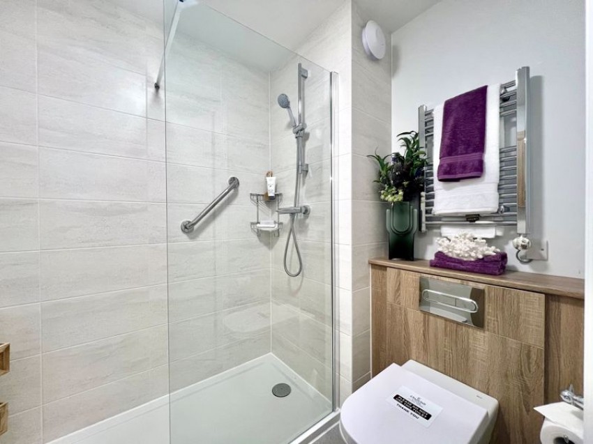 Images for Orchard Lodge, Calne