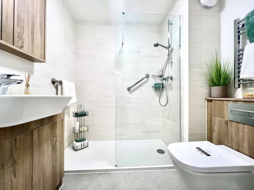 Images for Orchard Lodge, Calne