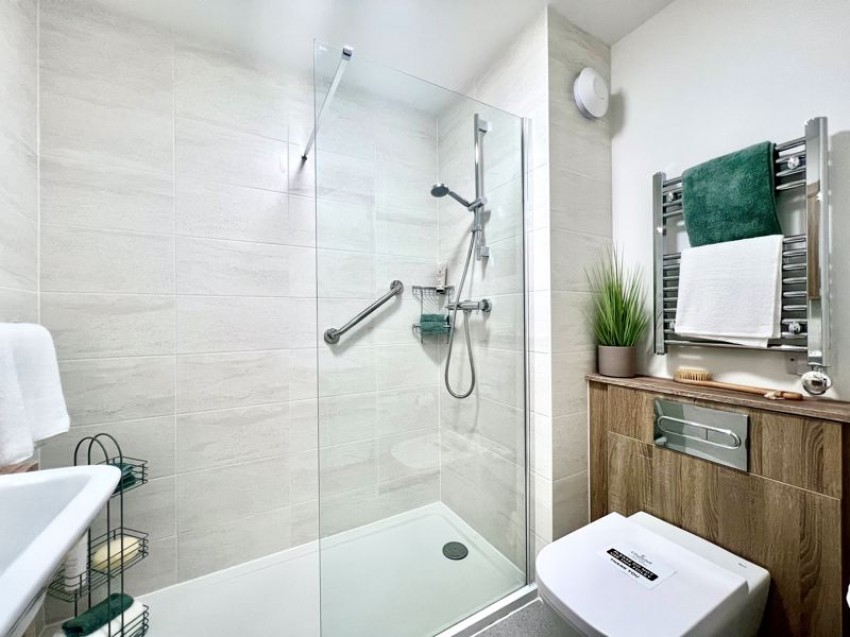 Images for Orchard Lodge, Calne