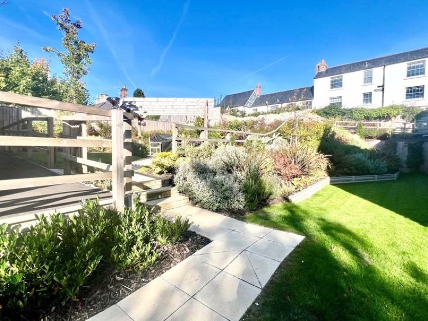 Images for Orchard Lodge, Calne