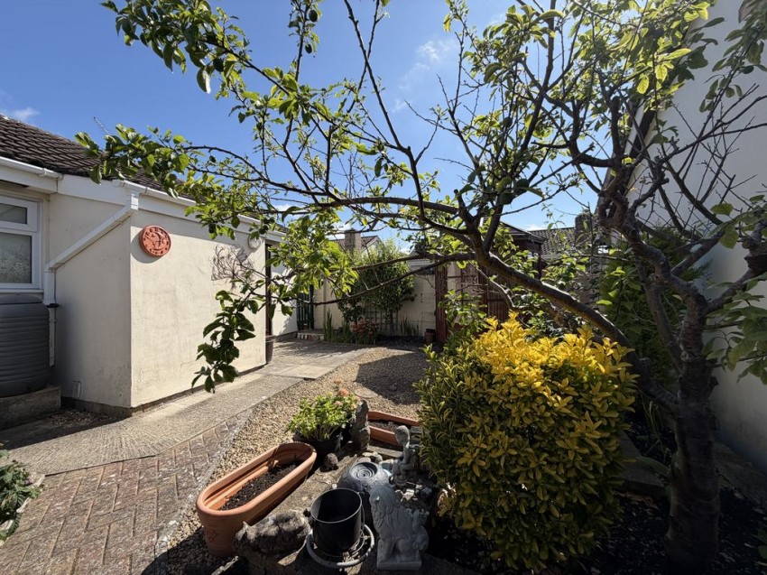 Images for Keevil Avenue, Calne