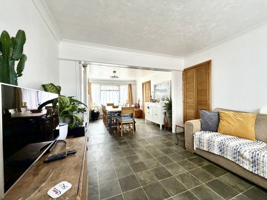 Images for Warren Crescent, Calne