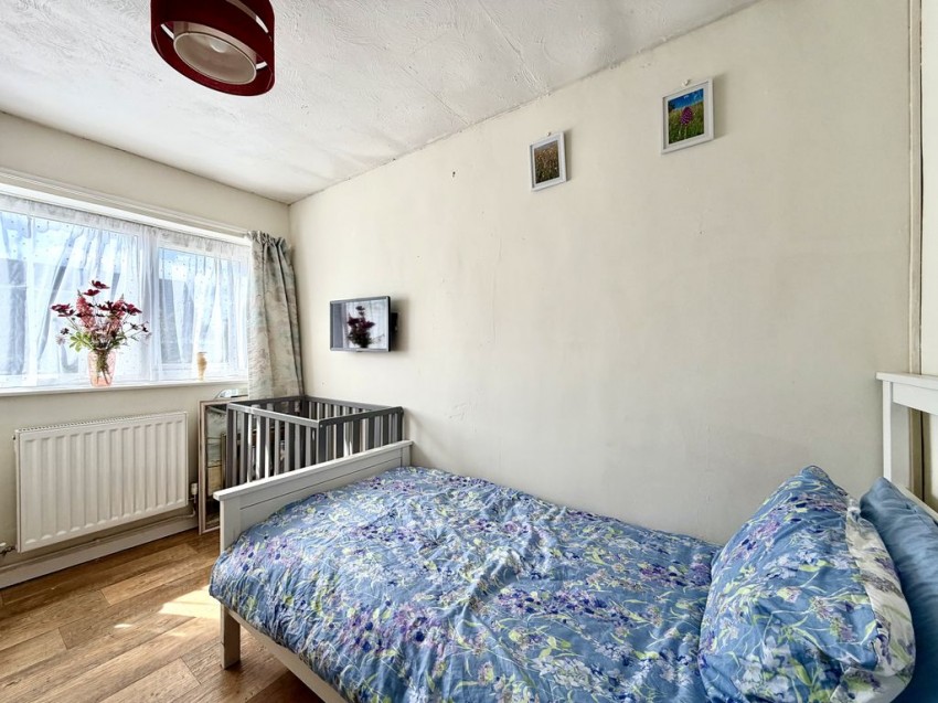 Images for Warren Crescent, Calne