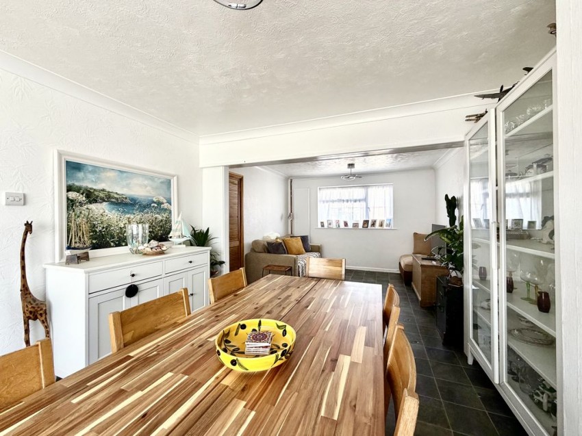 Images for Warren Crescent, Calne