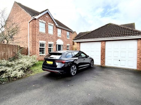 View Full Details for Fynamore Gardens, Calne