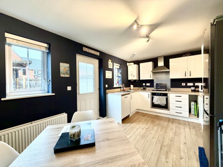 Hurricane Drive, Calne