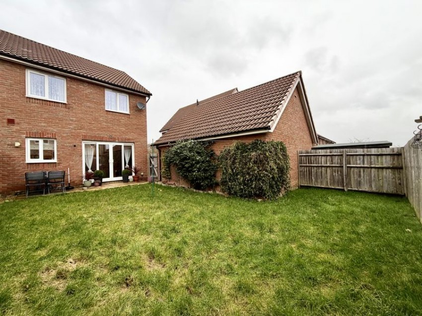 Images for Beacon Drive, Calne