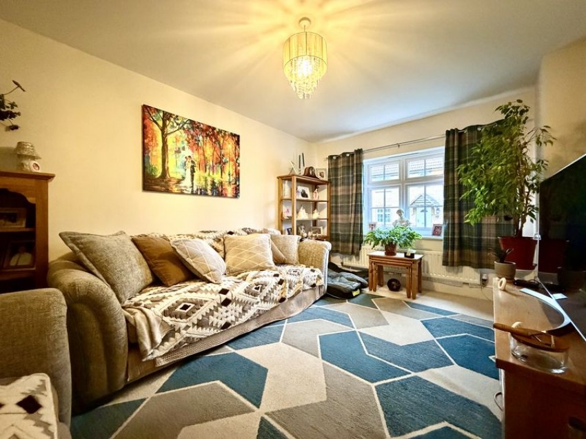 Images for Beacon Drive, Calne