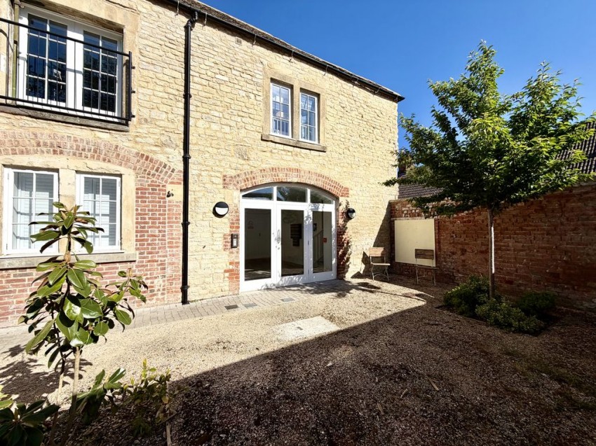 Images for The Woodlands, Calne