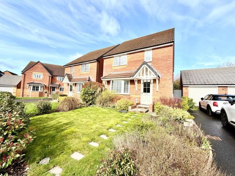 Hurricane Drive, Calne