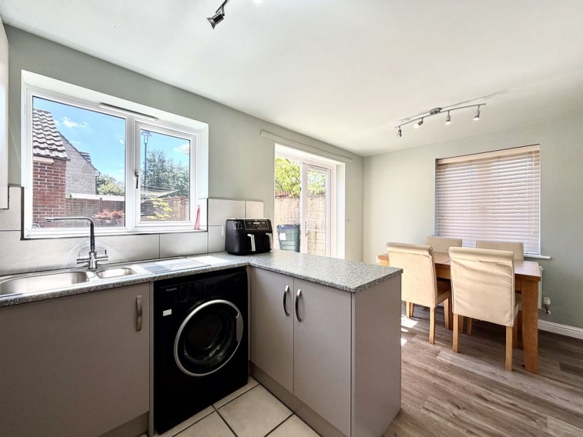 Images for Isis Close, Calne