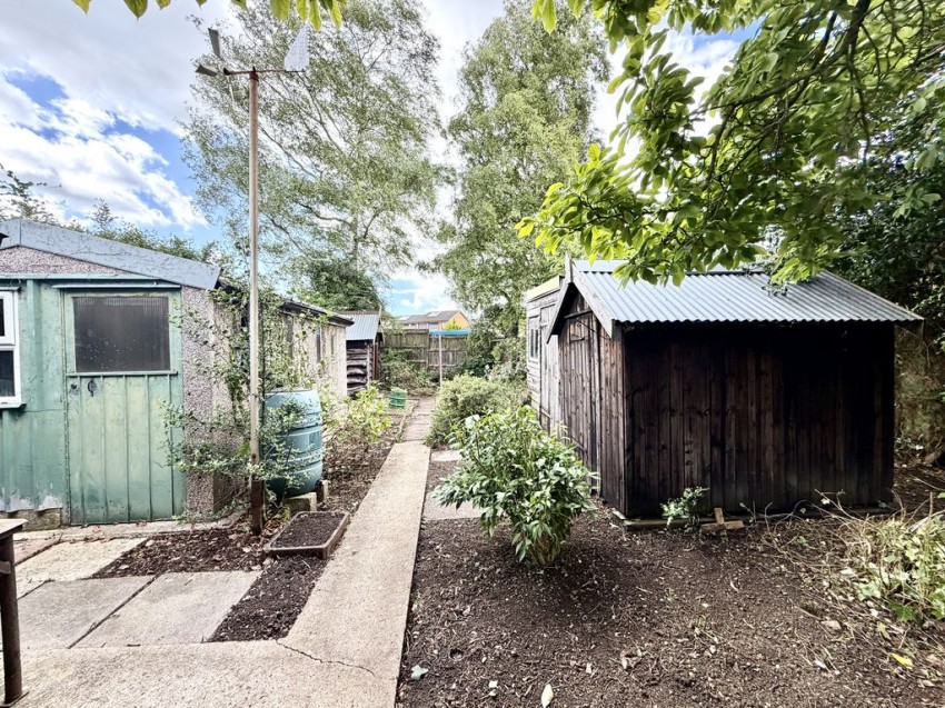 Images for Bryans Close Road, Calne