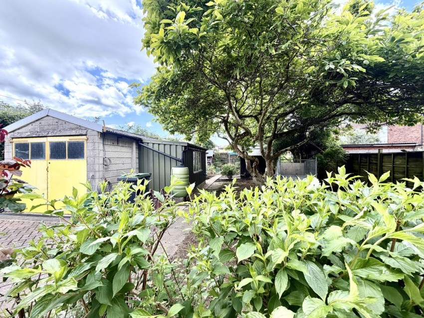 Images for Bryans Close Road, Calne