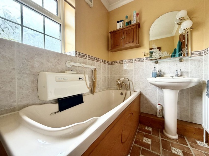 Images for Bryans Close Road, Calne
