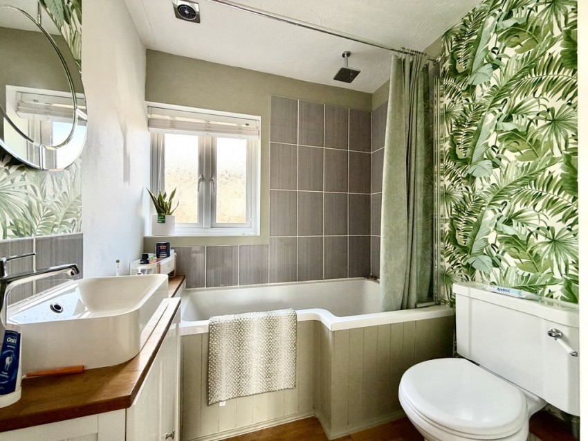 Images for Sandy Ridge, Calne