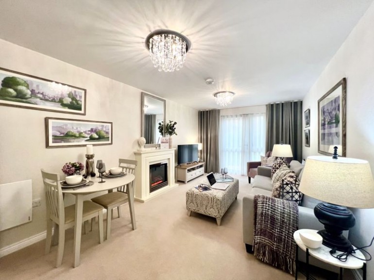 Orchard Lodge, Calne