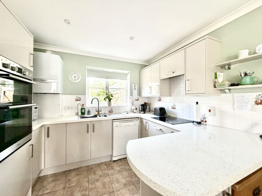 Images for Springfield Drive, Calne