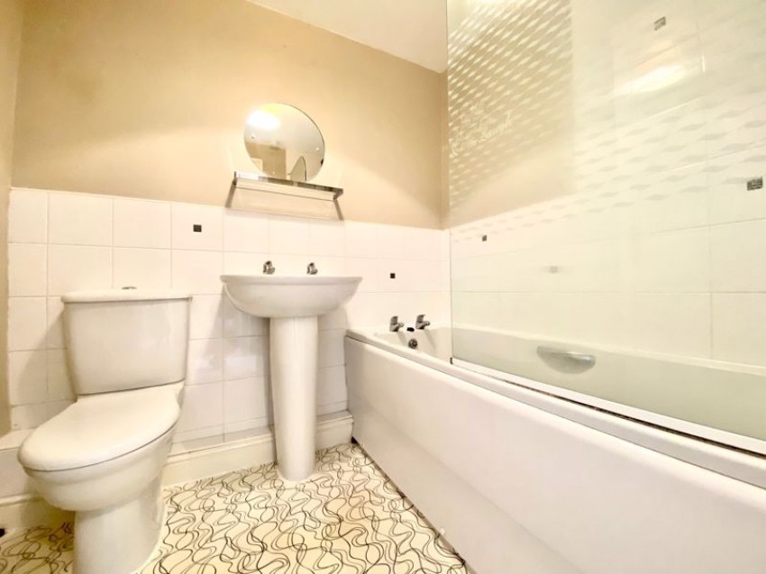 Images for Peregrine Court, Calne